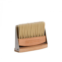 Set ramasse-miettes pelle et brosse de Esschert design - deco maison et jardin dans 🎁 Idées cadeaux