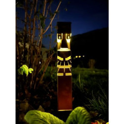 Borne solaire balise tiki de Watt & Home - Eclairage solaire de jardin dans Eclairage Solaire de jardin