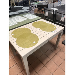 TABLE GENES 110/170 - CREME de Proloisirs - Océo - table et fauteuil et mobilier de jardin dans Table de jardin