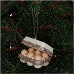 Ornement boite a oeufs frais verre ivoire 7.6cm de Jardinerie Bordeaux Libourne Gironde dans Boule pour sapin de Noël