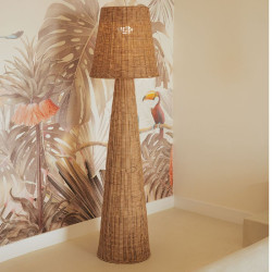 Lampe lola 165cm nature batterie rechargeable de Newgarden, éclairage solaire et à batterie dans N0371