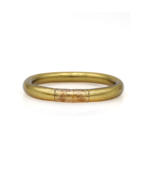 Jonc bouddhiste mantra dore antique xs (epais) de Cherie Sheriff : Les joncs bouddhistes dans C1551