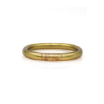 Jonc bouddhiste mantra dore antique xs (epais) de Cherie Sheriff : Les joncs bouddhistes dans C1551