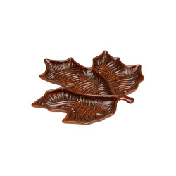 PLAT FEUILLE D'ERABLE de Chehoma dans C062