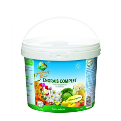 Engrais complet, seau de 3,5 kg de CP Jardin - traitements biologiques pour le jardinage dans P183