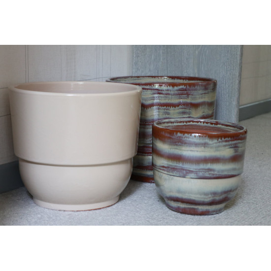 Pot vase rebord creme noisette d30 h27 de Poterie d'Albi - Poterie de qualité à Bordeaux dans P150