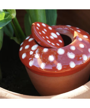 Ollas bolet rouge à pois blanc lutton de Poterie Lutton dans P2031