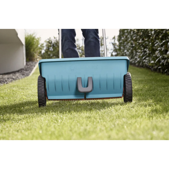 Epandeur Gardena - Accessoire d'entretien pratique pour graine et engrais dans votre Jardin et pelouse de Gardena - Arrosage ...