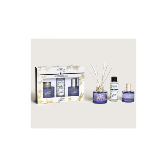 Maison Berger Paris x Lolita Lempicka Parme Duo : trois flacons en verre laqué parme élégants en vue