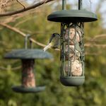 Mangeoire décorative en plastique recyclé pour jardin et maison de Esschert design - deco maison et jardin dans E058