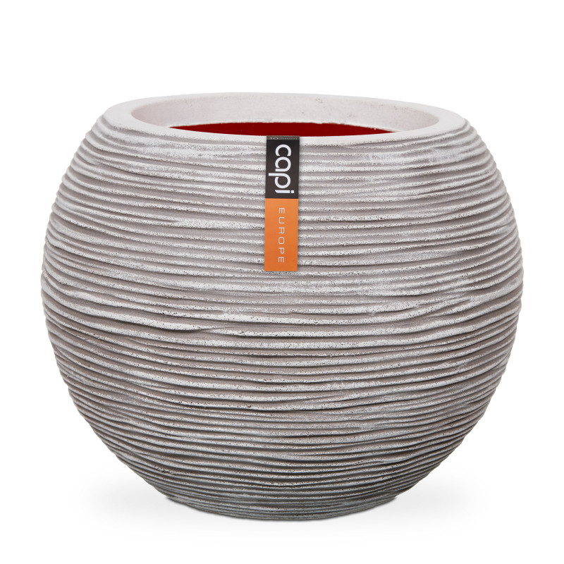 Pot BOULE STRIE 62X48 IVOIRE de Capi Europe - Cache et pot décoratifs design dans Cache-pot et pot déco
