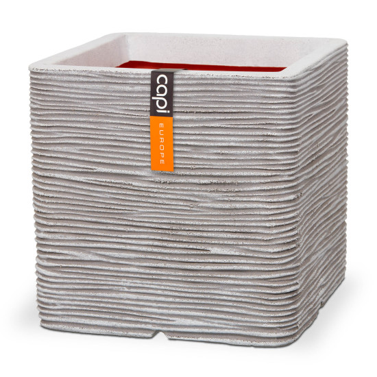 POT CARRE STRIE 30X30 IVOIRE de Capi Europe - Cache et pot décoratifs design dans Cache-pot et pot déco