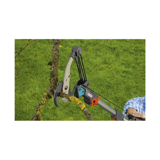 ECHENILLOIR LF COMBISYSTEM GARDENA de Gardena - Arrosage goutte à goutte - Outillages  dans Outils Combi-system de Gardena