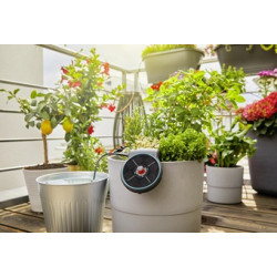 ARROSAGE AUTO SOLAIRE AQUABLOOM GARDENA de Gardena - Arrosage goutte à goutte - Outillages  dans Goutte à goutte pour le jardin