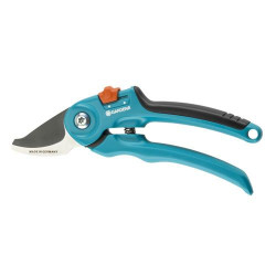 SECATEUR LAME FRANCHE CLASSIC  GARDENA de Gardena - Arrosage goutte à goutte - Outillages  dans Sécateur et coupe branches