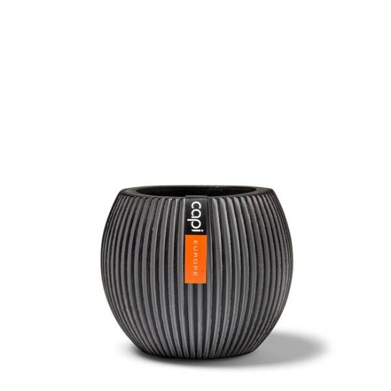 Vase boule Groove 29x25 noir de Capi Europe - Cache et pot décoratifs design dans Cache-pot et pot déco