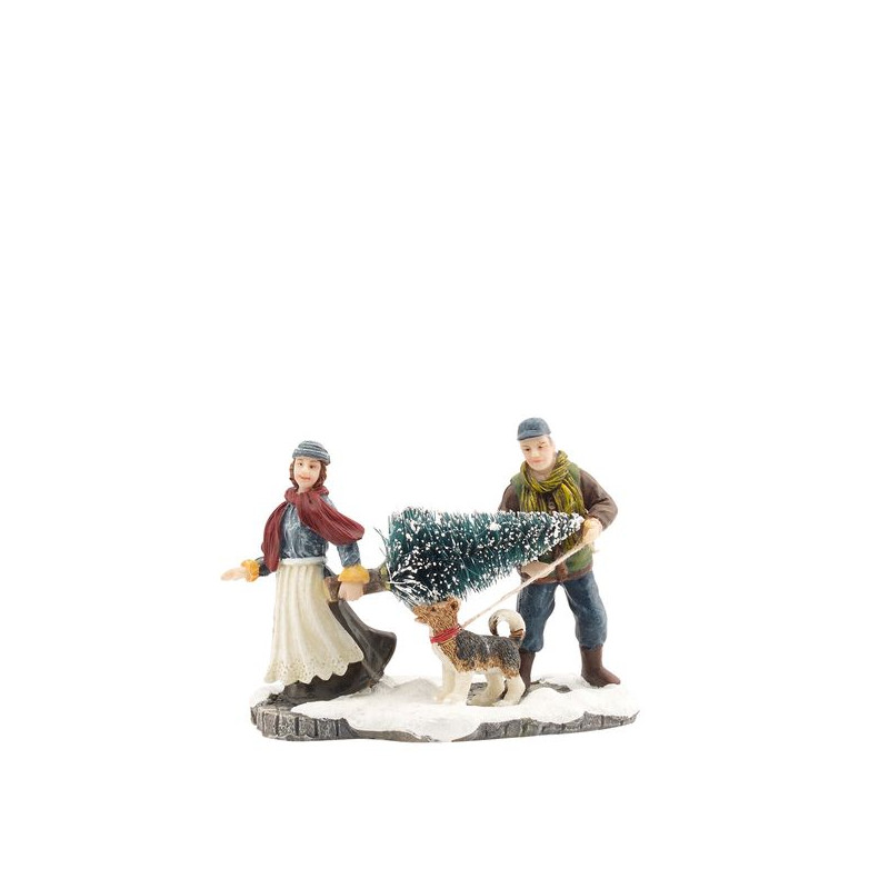 Personnages portant sapin 9x5.5xh7 de Edelman - deco maison et noël dans 🏘️Villages miniatures