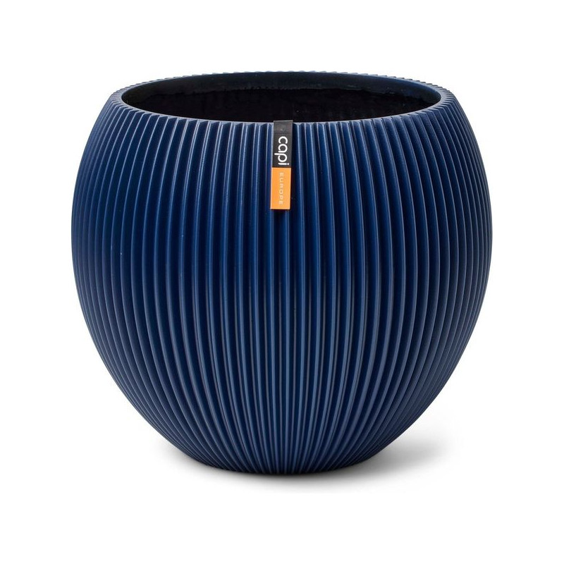 /pot boule Groove 18x15 bleu foncé de Capi Europe - Cache et pot décoratifs design dans Produits désactivés