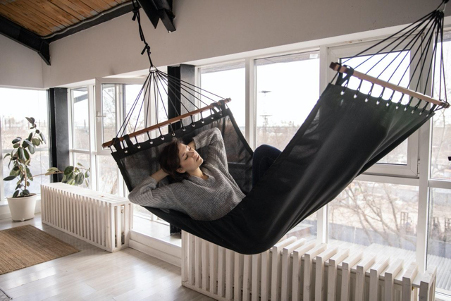 hamac &agrave; barre suspendu int&eacute;rieur